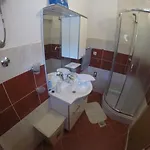 4 Me Apartman *